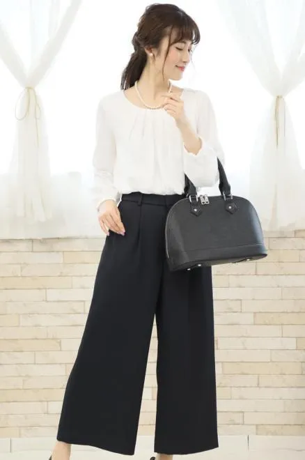 ネイビーのシフォンブラウスワイドパンツセレモニースーツセット