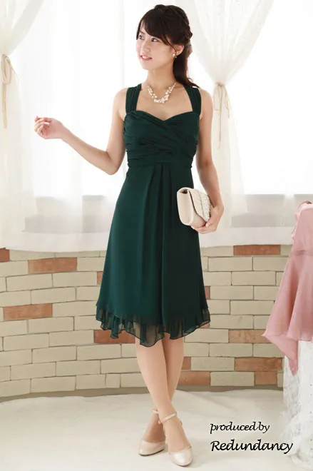 ダークグリーンのフリルスカートラメドレス