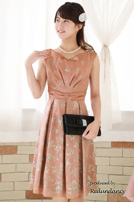 オレンジ×シルバーのハートネックフラワープリントドレス