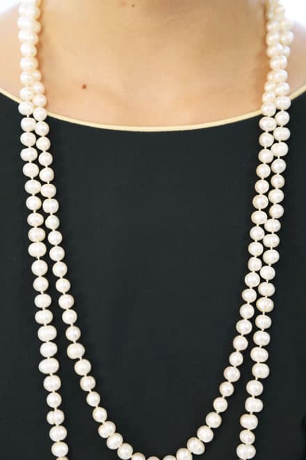 ネイビーのエレガントミディワンピース