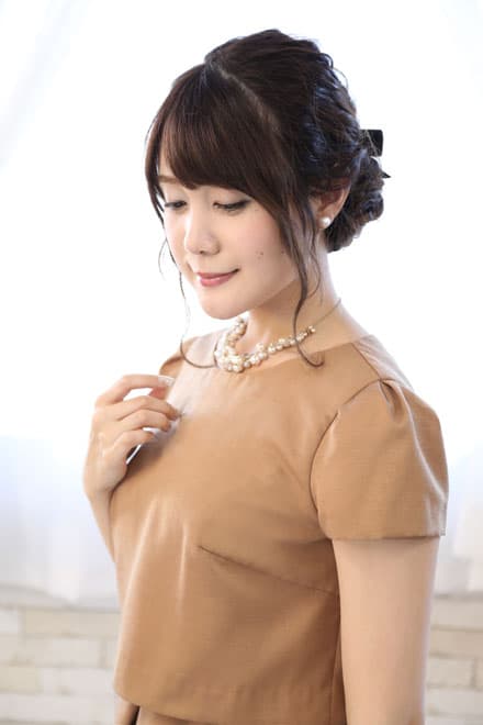 ブラウンのフレアセットアップ風ワンピース