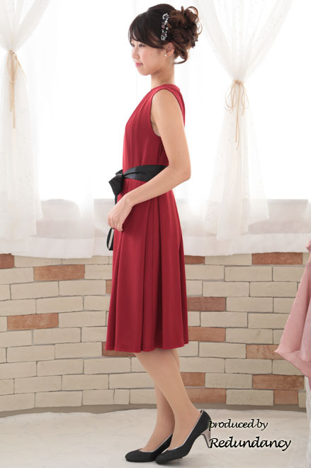 レッドのビジューネック2wayタックドレス