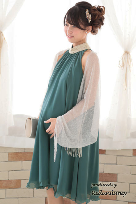 グリーン×ゴールドのハイネック刺繍アメリカンスリーブドレス