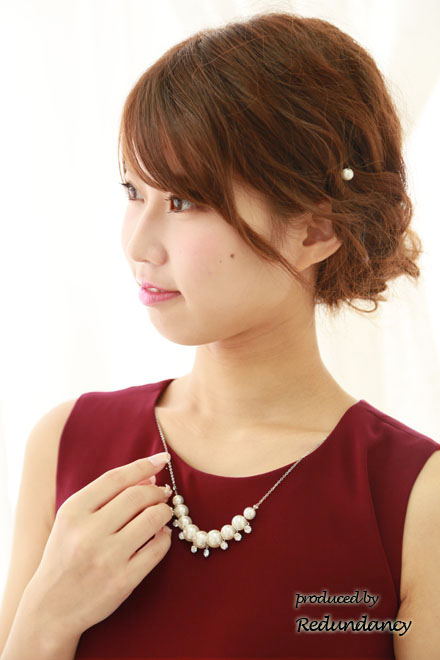 レッドのゆったりシンプルミニ丈ドレス