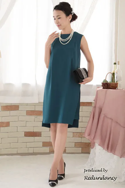 ブルーグリーンのレーススリットIラインドレス