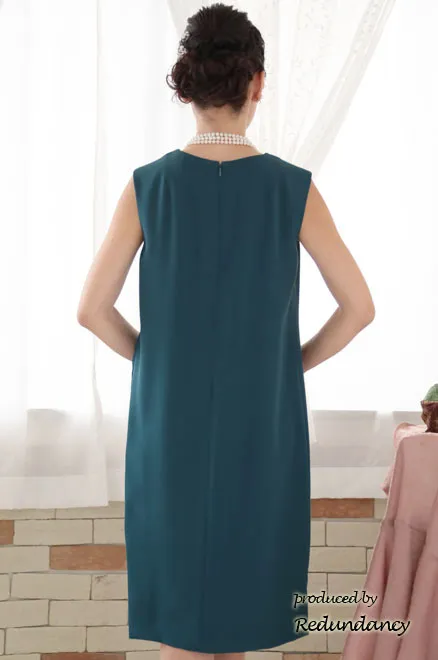 ブルーグリーンのレーススリットIラインドレス