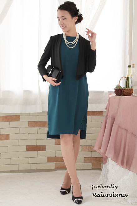 ブルーグリーンのレーススリットIラインドレス