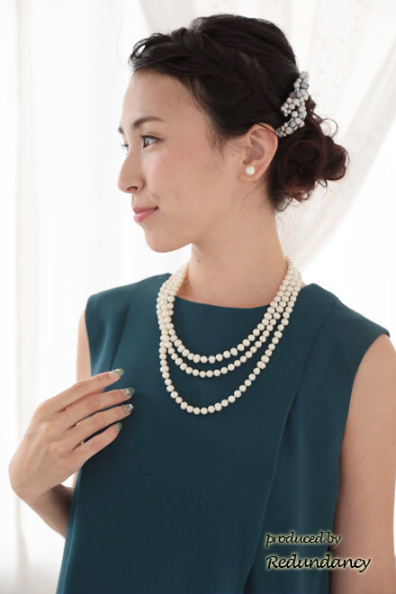 ブルーグリーンのレーススリットIラインドレス