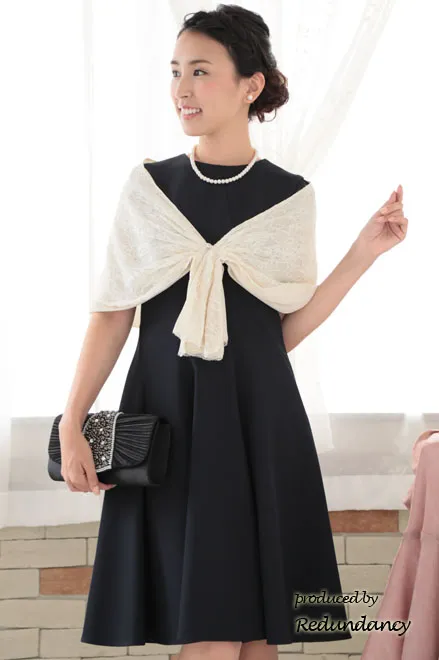 ネイビーの立体切替フレンチスリーブドレス