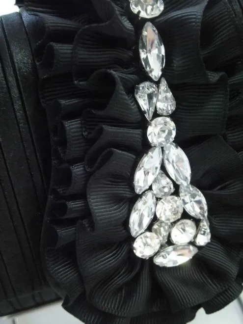 ピンクベージュ×オフホワイトの花モチーフドレスコーディネートセット