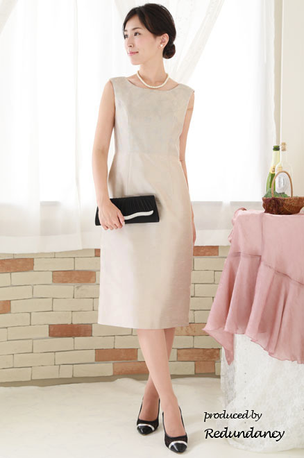 ベージュのローズ模様シャンタン切替ドレス