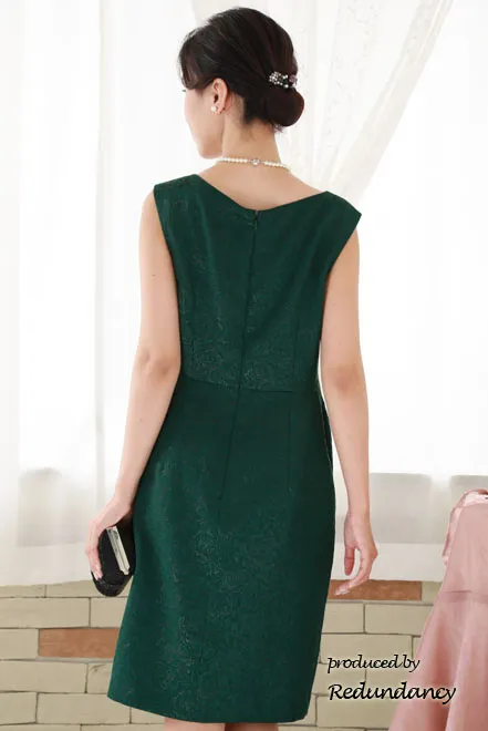 グリーンのウエストドレープ花柄ドレス