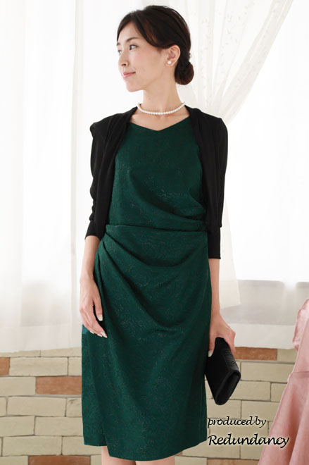 グリーンのウエストドレープ花柄ドレス