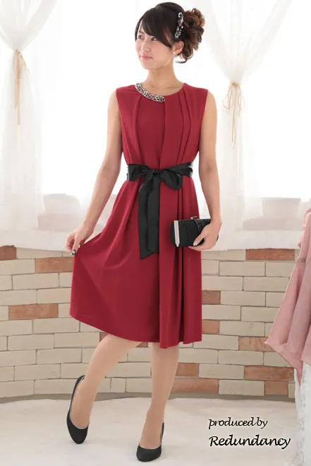 レッドのビジューネック2wayタックドレスコーディネートセット