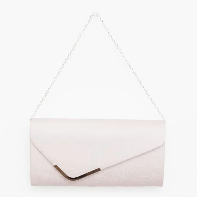 ピンクのラメ入りクラッチバッグ