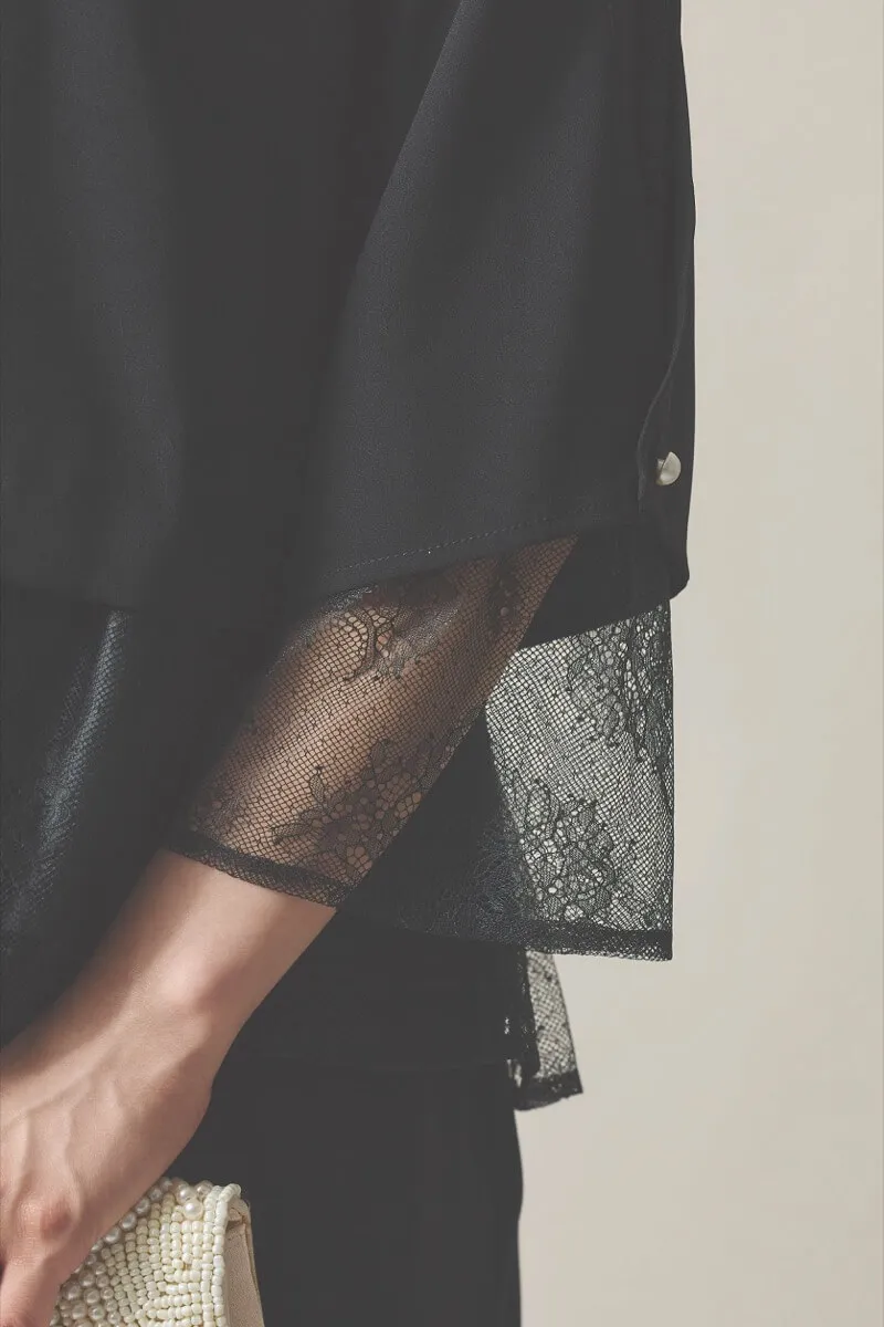 ブラックのペプラムレースパンツドレス