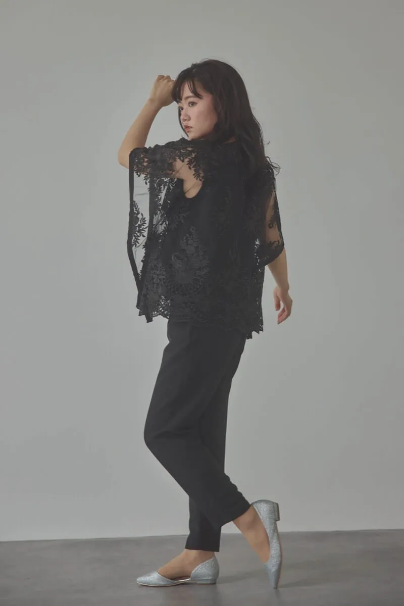 ブラックのバタフライスリーブパンツドレス