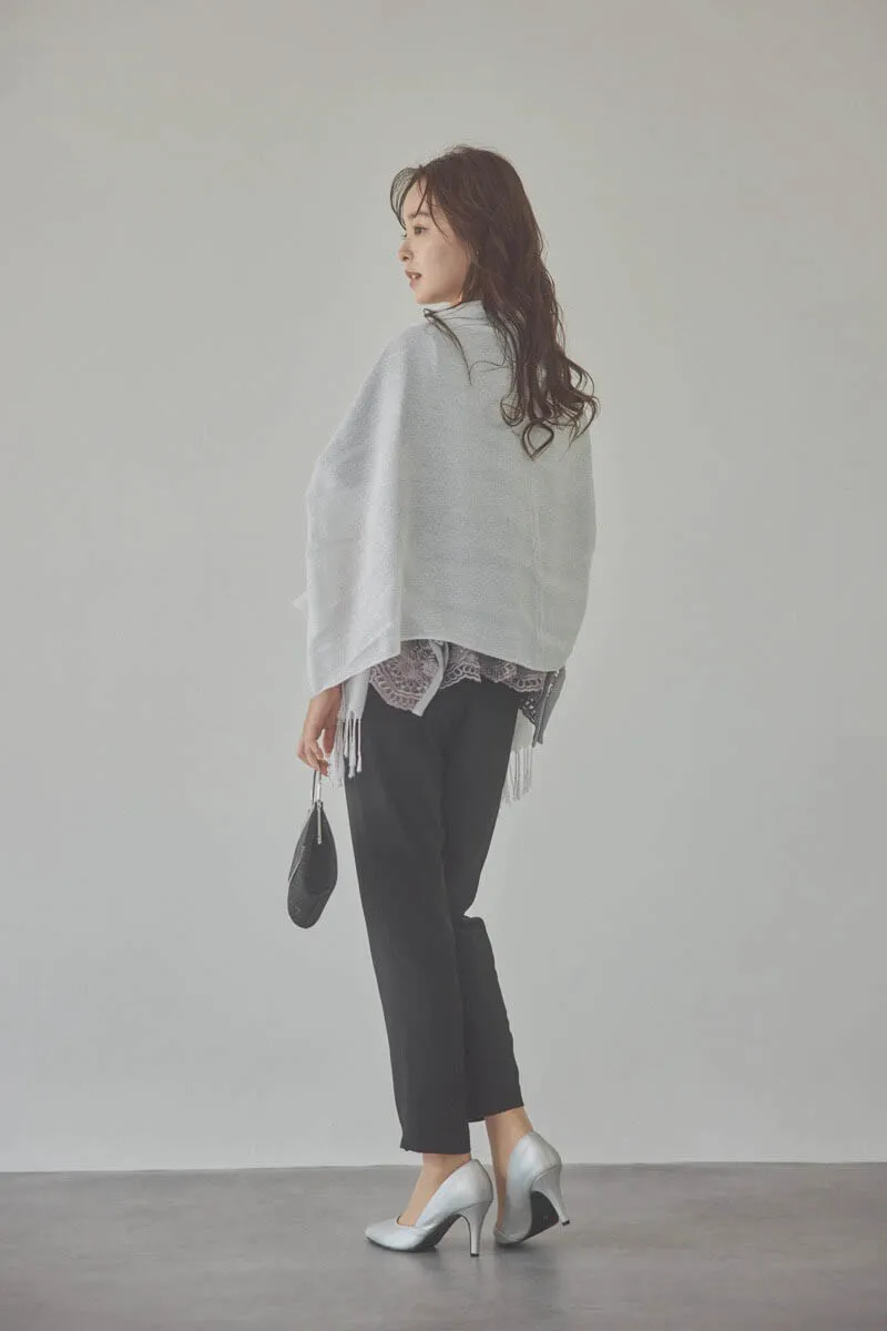 グレージュのバタフライスリーブパンツドレス