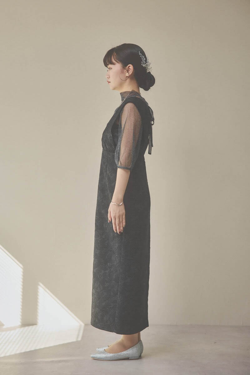 ブラックのチュールトップスラメジャガードドレス