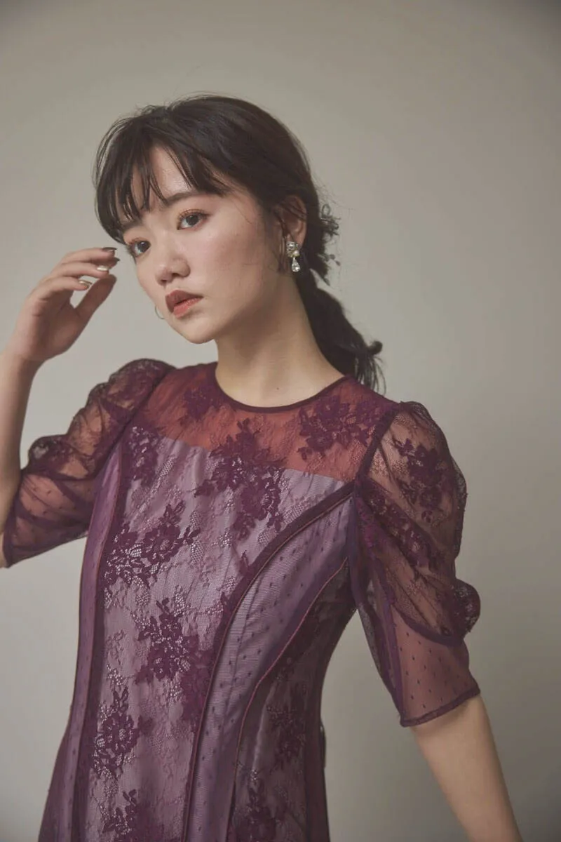 パープルの花柄×ドットレースドレス