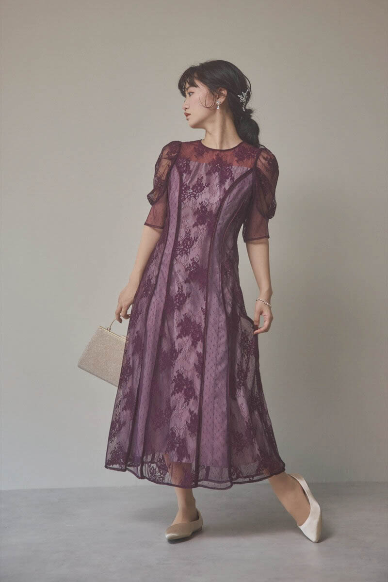 パープルの花柄×ドットレースドレス