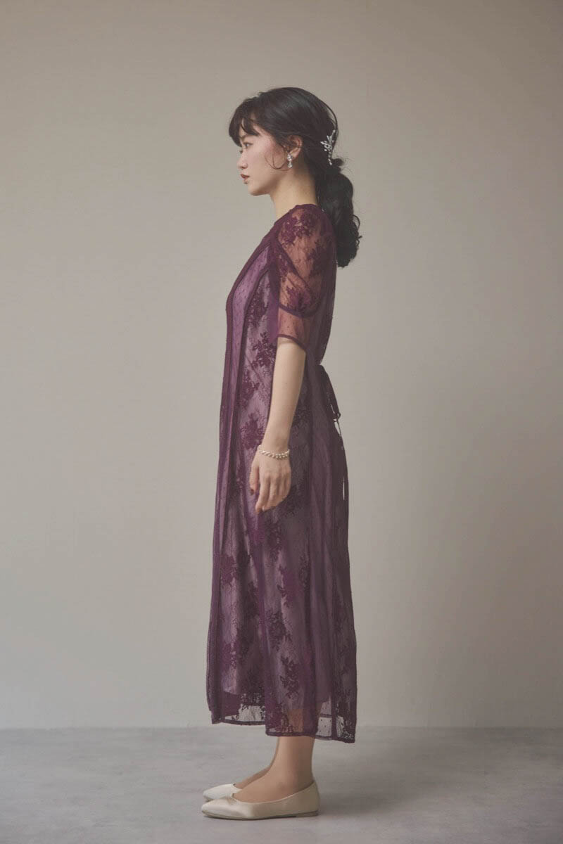 パープルの花柄×ドットレースドレス