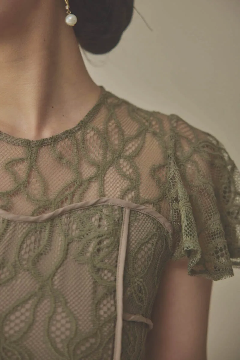 カーキのパイピングビスチェレースドレス