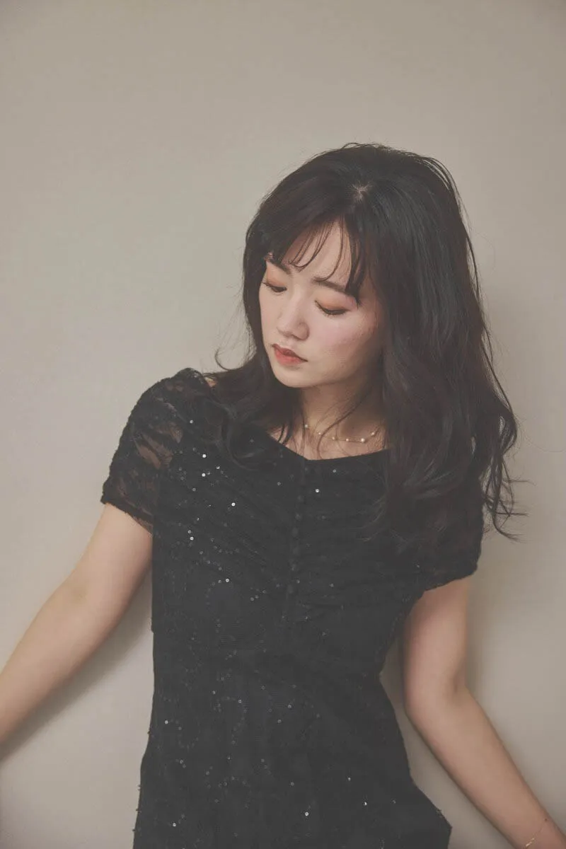 ブラックのオフショルマーメイドレースドレス