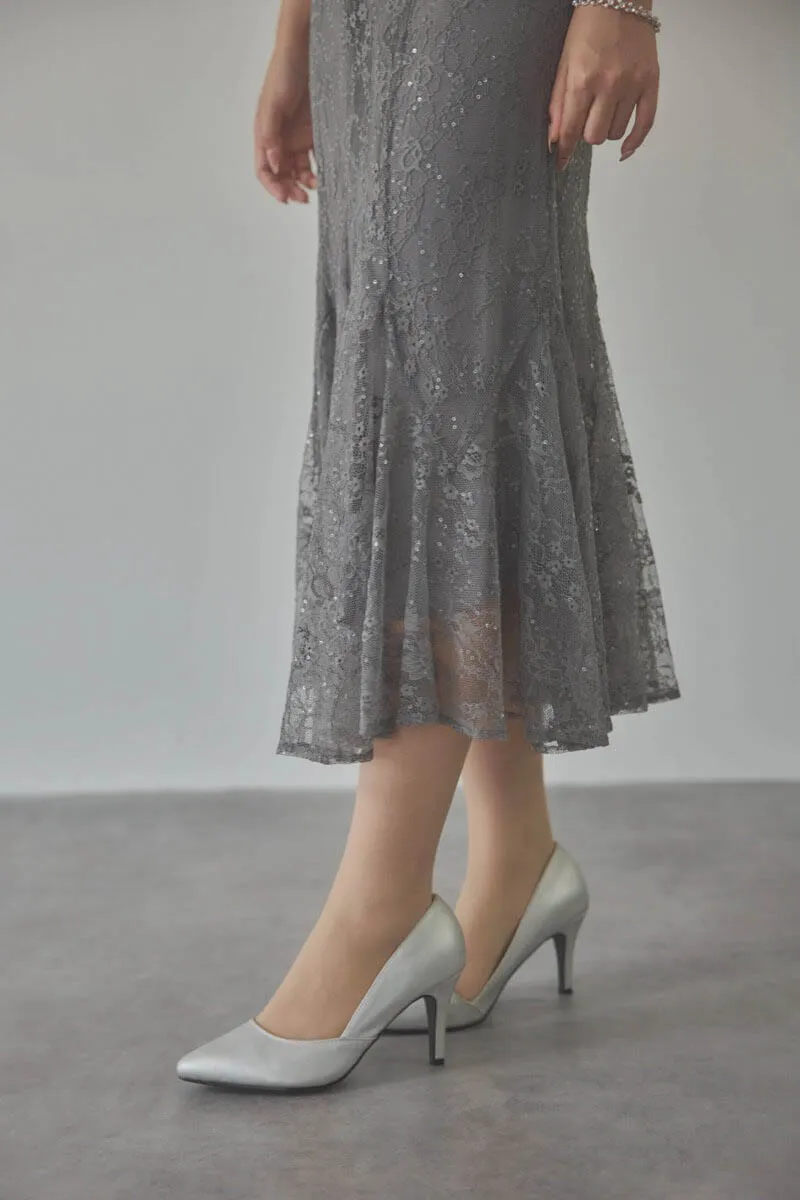 グレーのオフショルマーメイドレースドレス