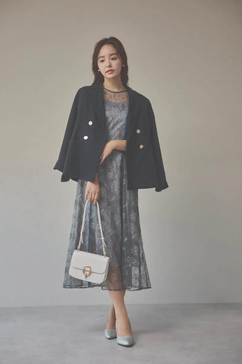 グレーのチュール刺繍パフスリーブドレス