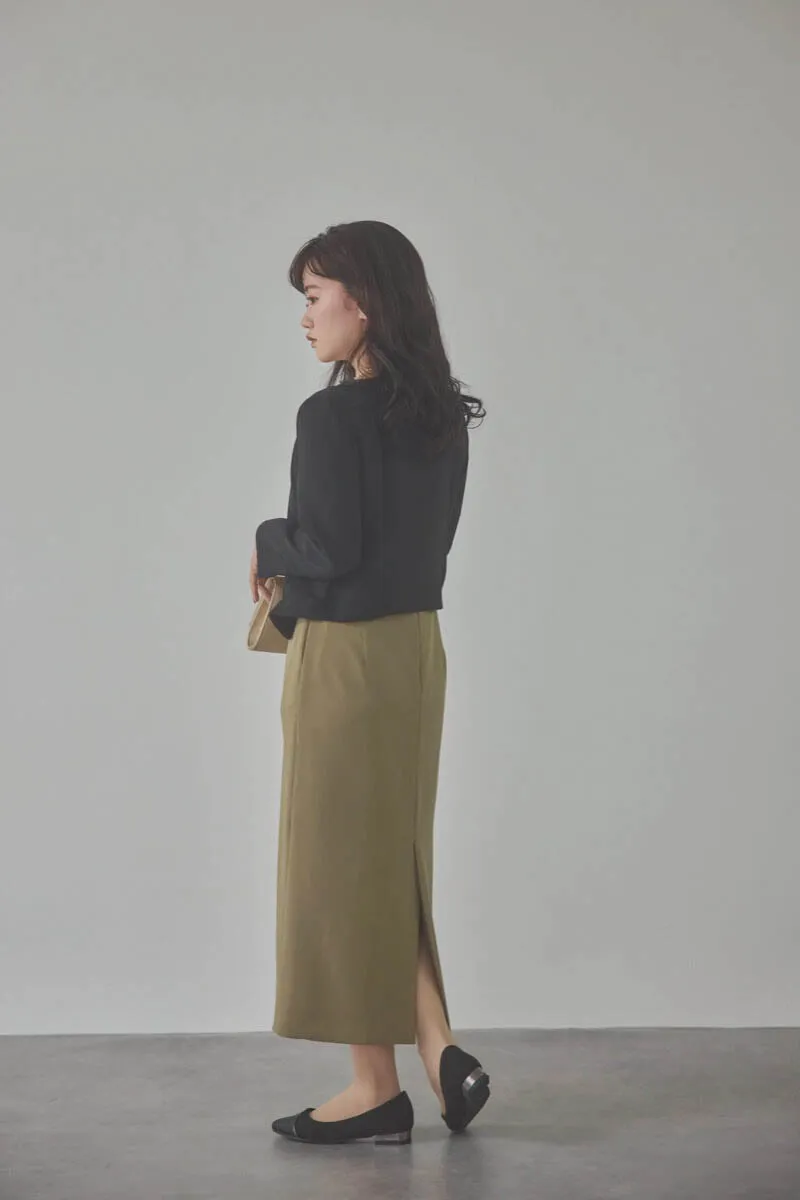 ベージュ×オリーブのメニーウェイラッフルケープドレス