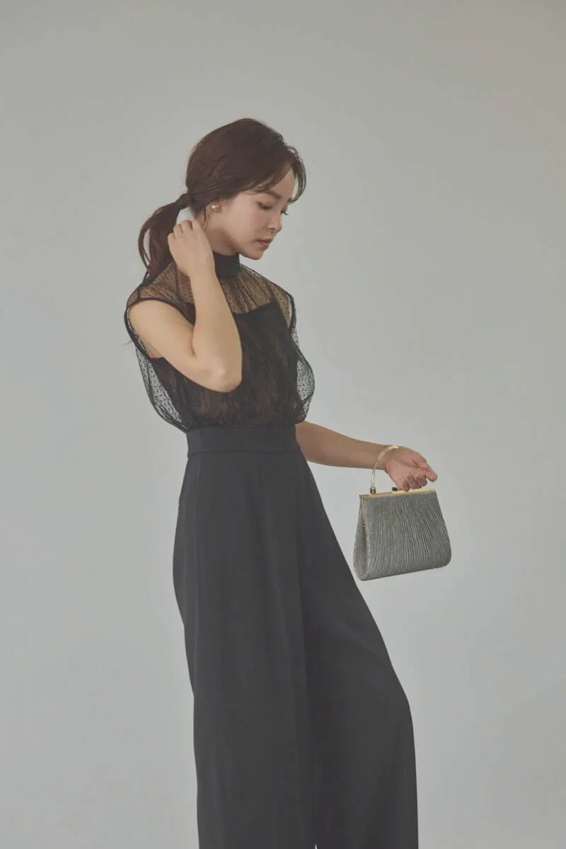 ブラックのチュールレースドッキングコンビネゾン