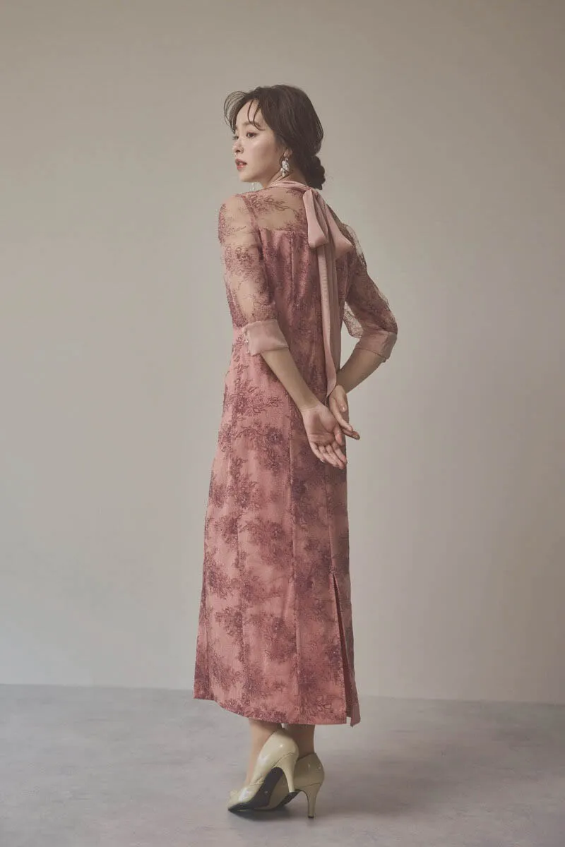 ピンクのシャイニーレースリボンドレス