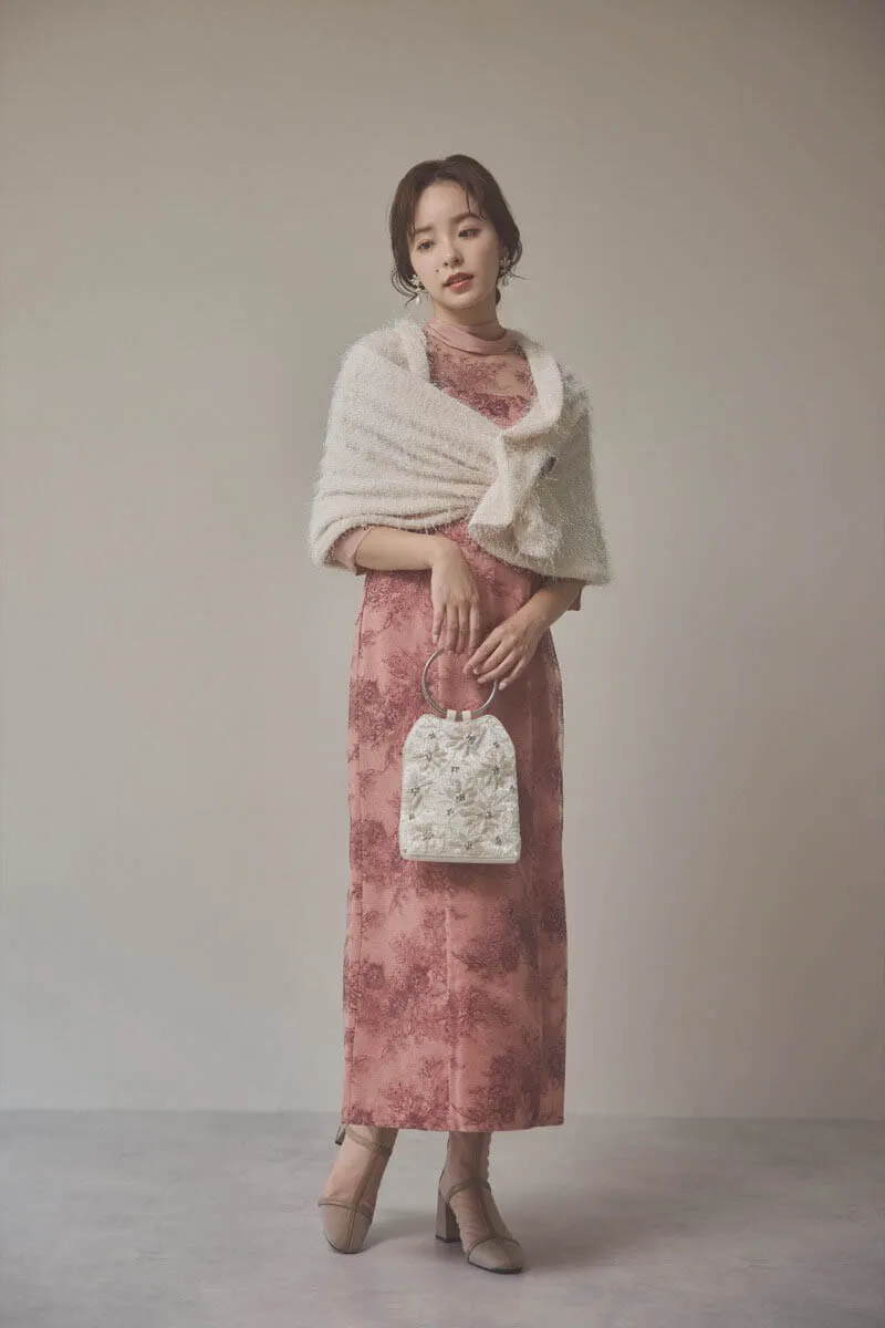 ピンクのシャイニーレースリボンドレス