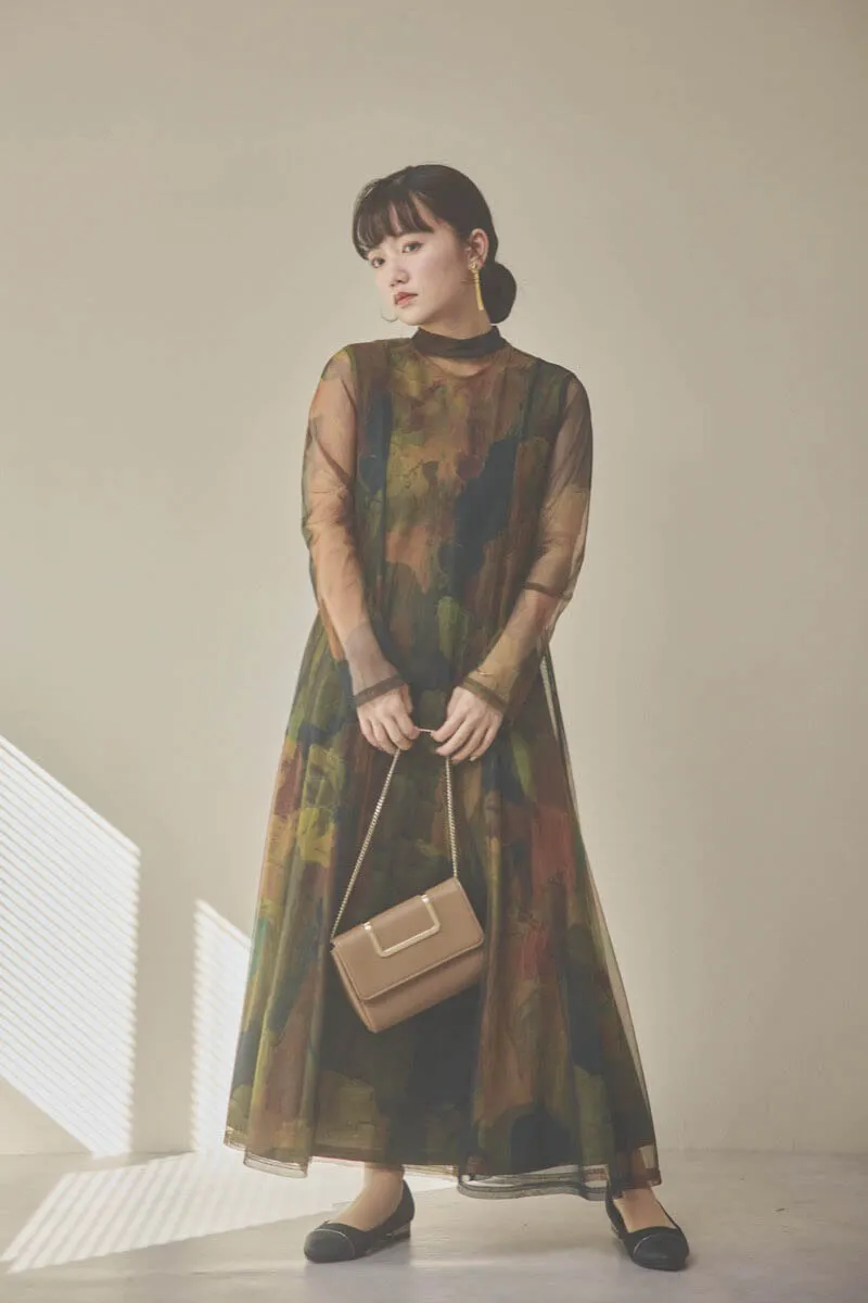 カーキのアートシアードレス