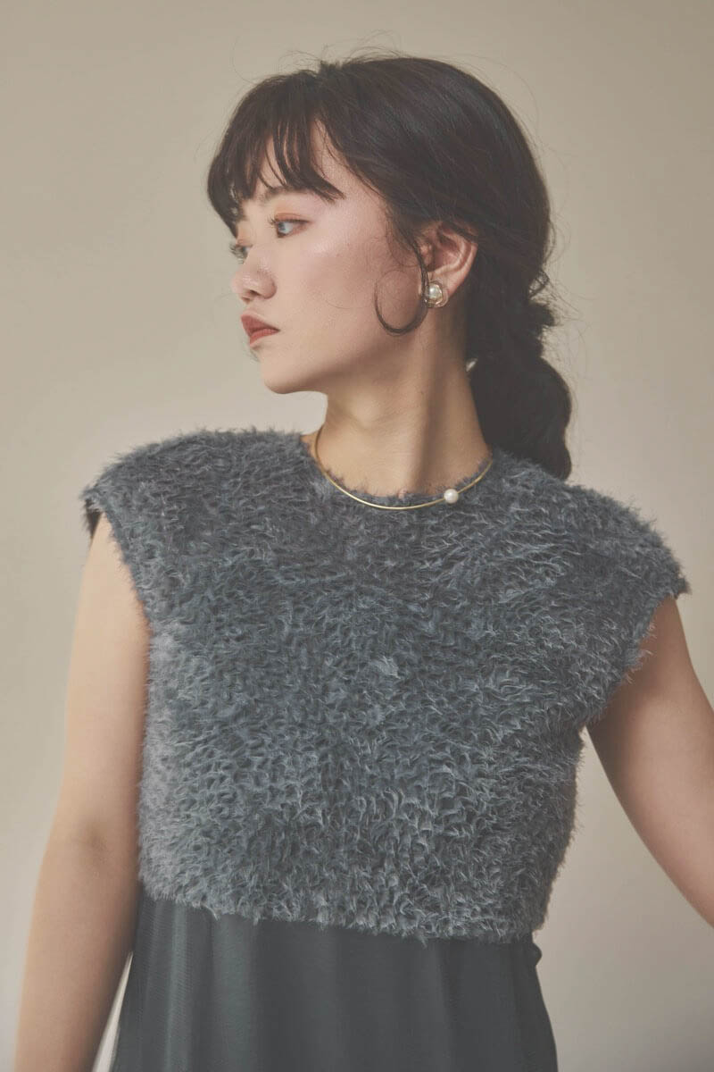 グレーの2wayエプロンドレス