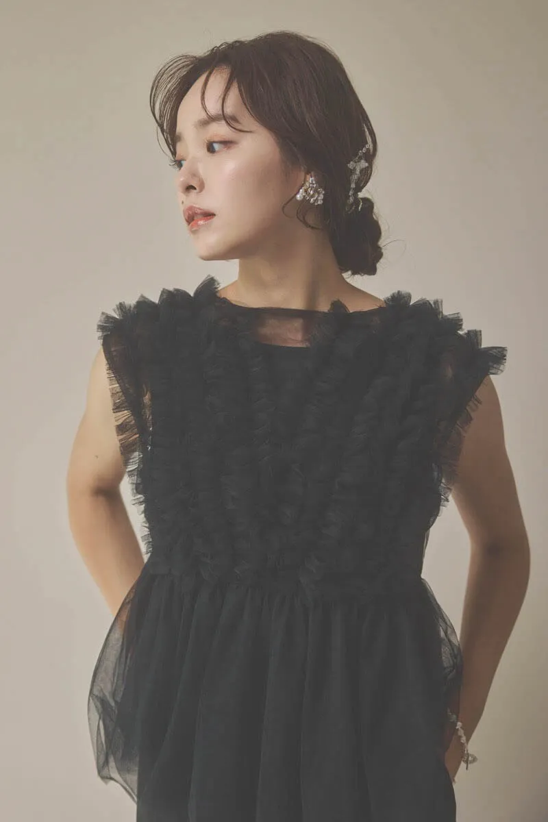 ブラックのフリルチュールマーメイドドレス