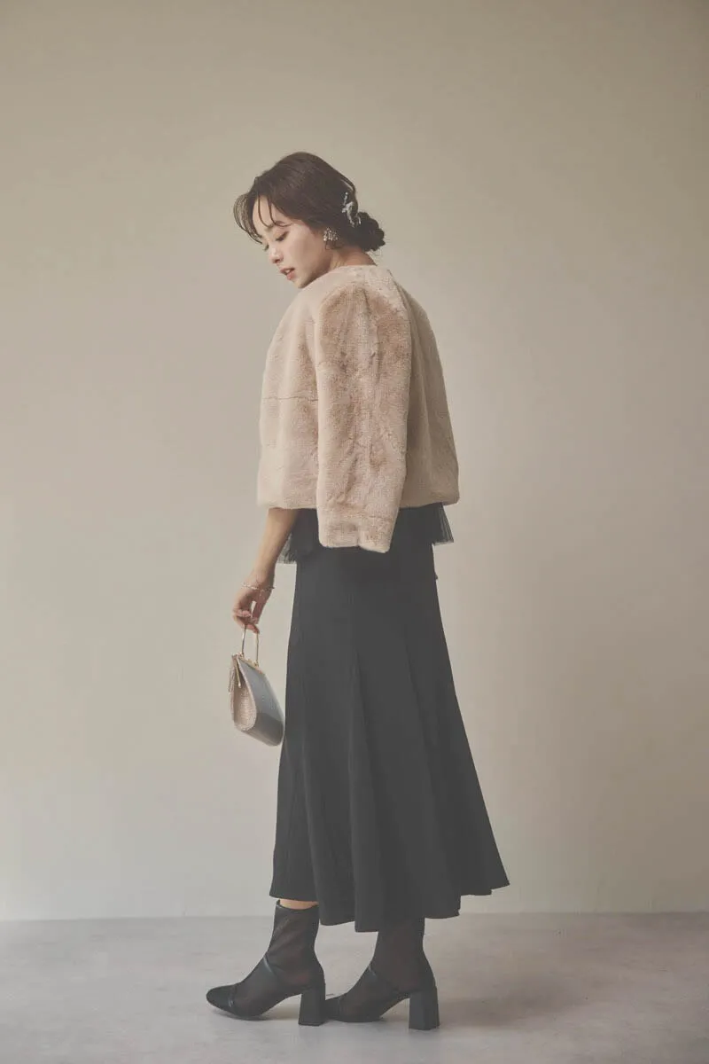 ブラックのフリルチュールマーメイドドレス