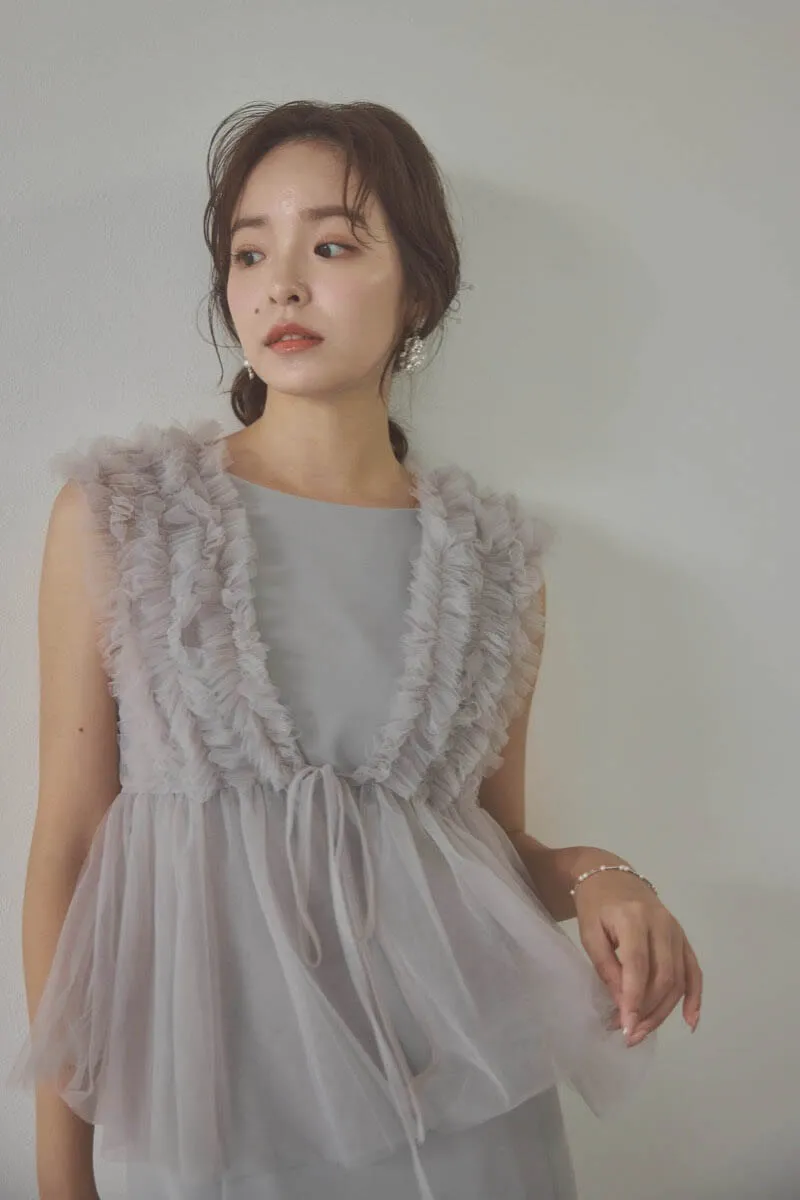 グレーのフリルチュールマーメイドドレス