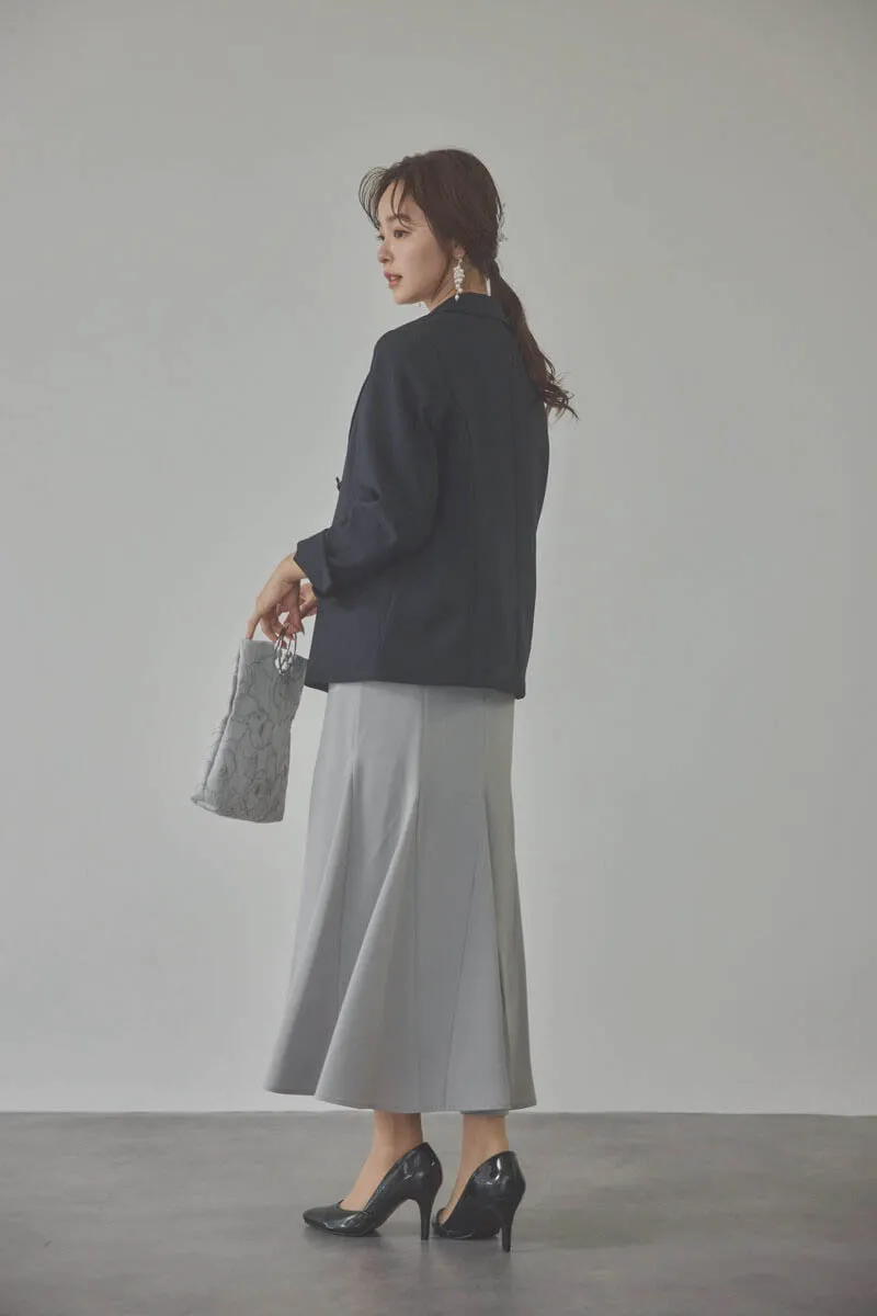 グレーのフリルチュールマーメイドドレス