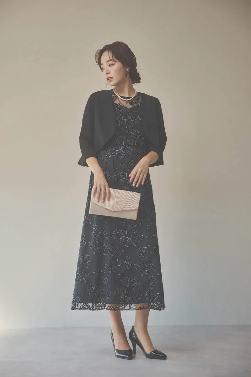 ブラックのローズレースレイヤードドレス