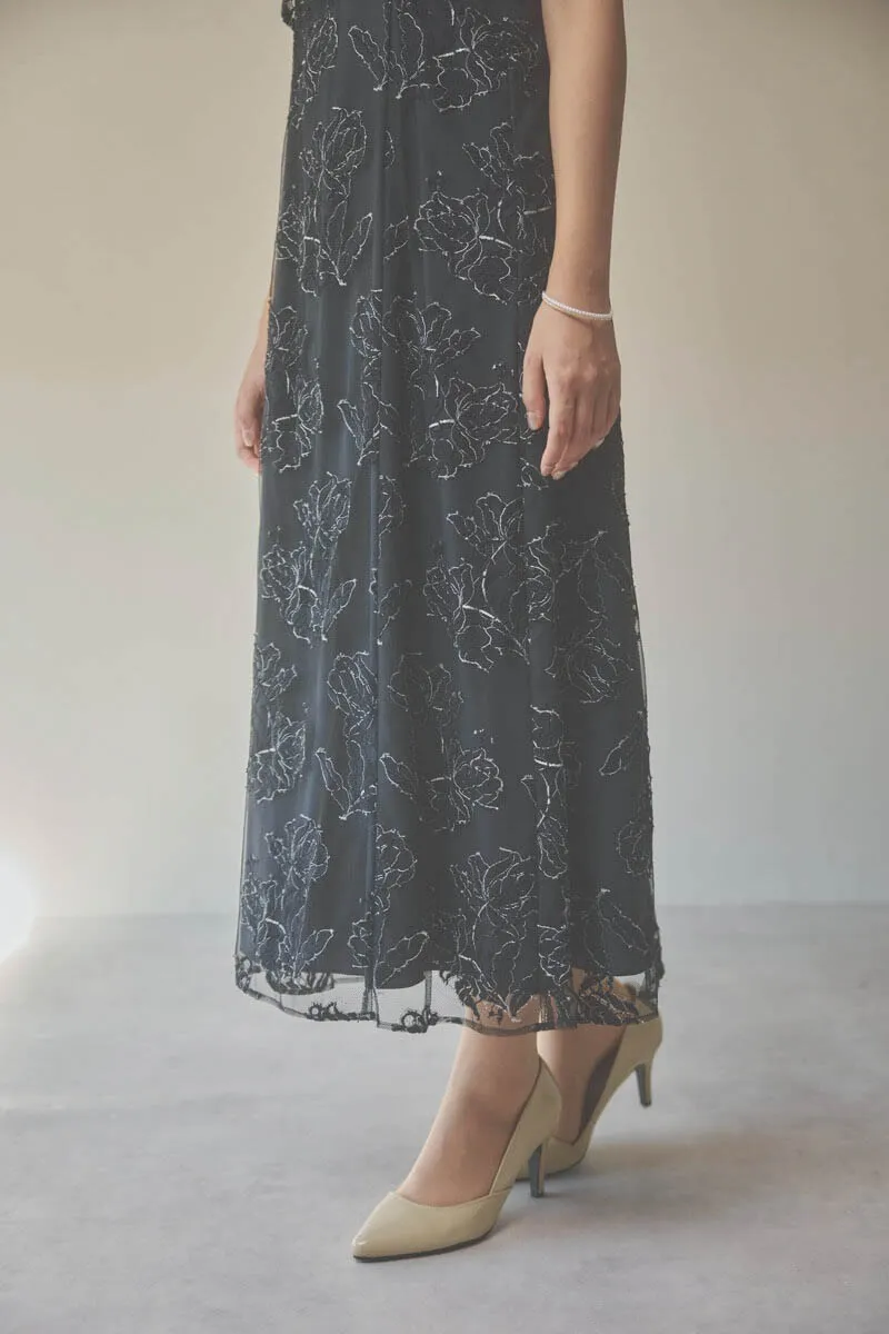 ブラックのローズレースレイヤードドレス