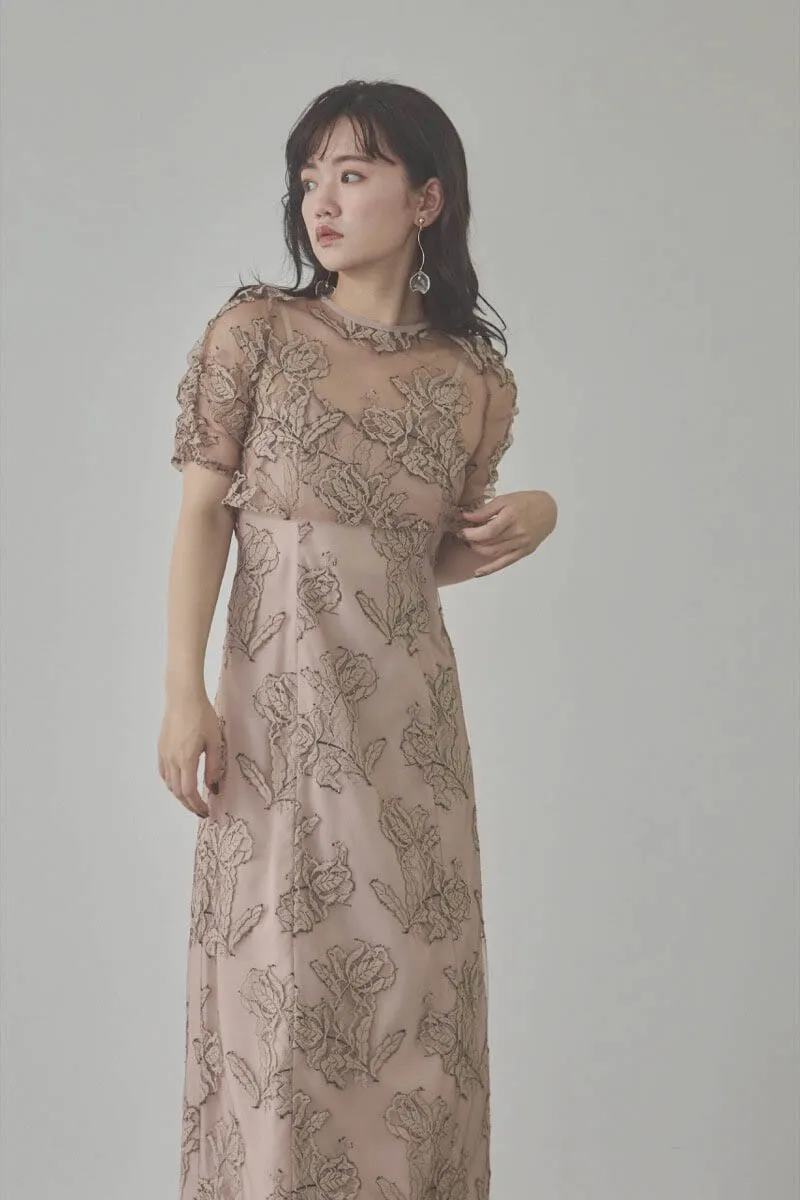 ダスティピンクのローズレースレイヤードドレス