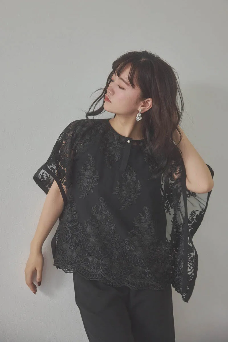 ブラックのバタフライスリーブパンツドレス