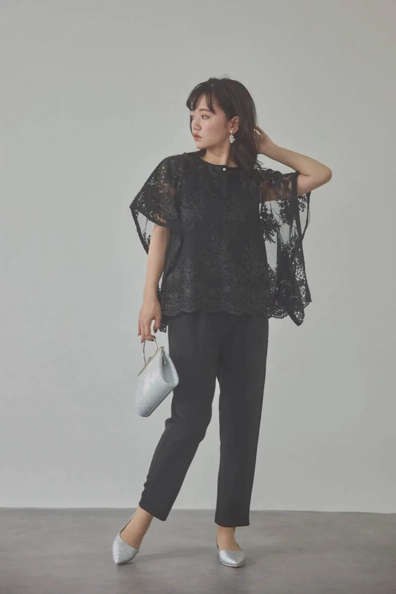 ブラックのバタフライスリーブパンツドレス