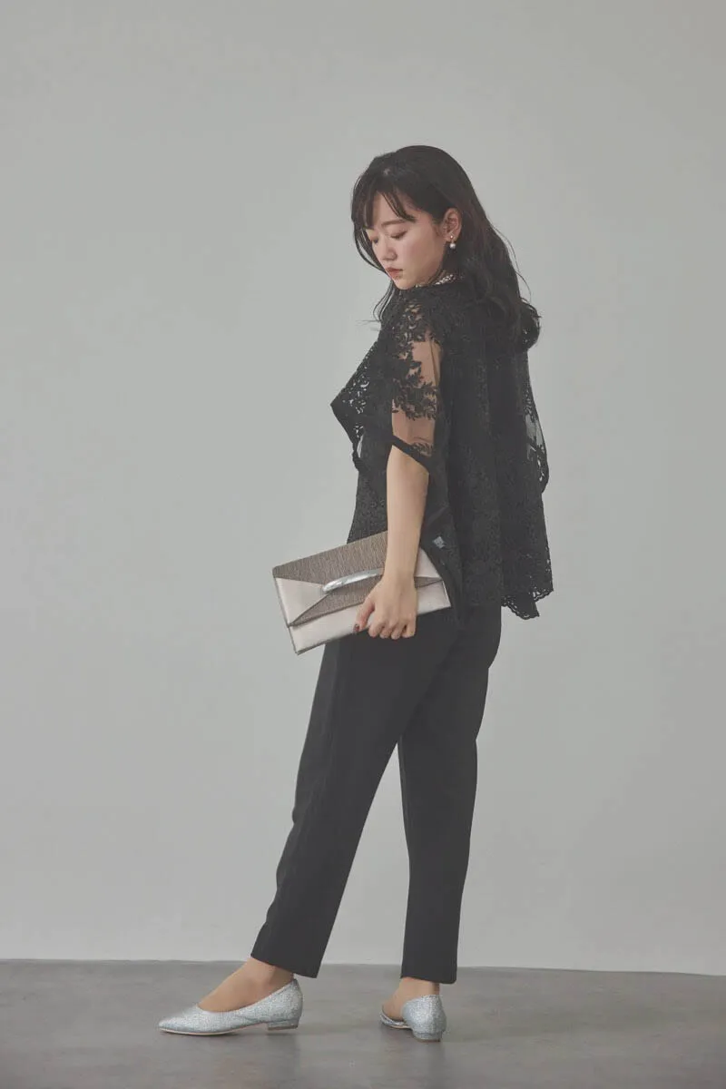 ブラックのバタフライスリーブパンツドレス