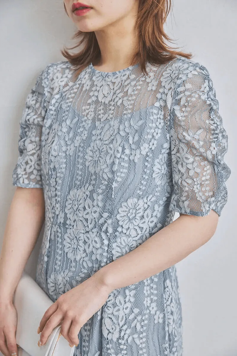 ミントグレーの配色レースエプロンドレス