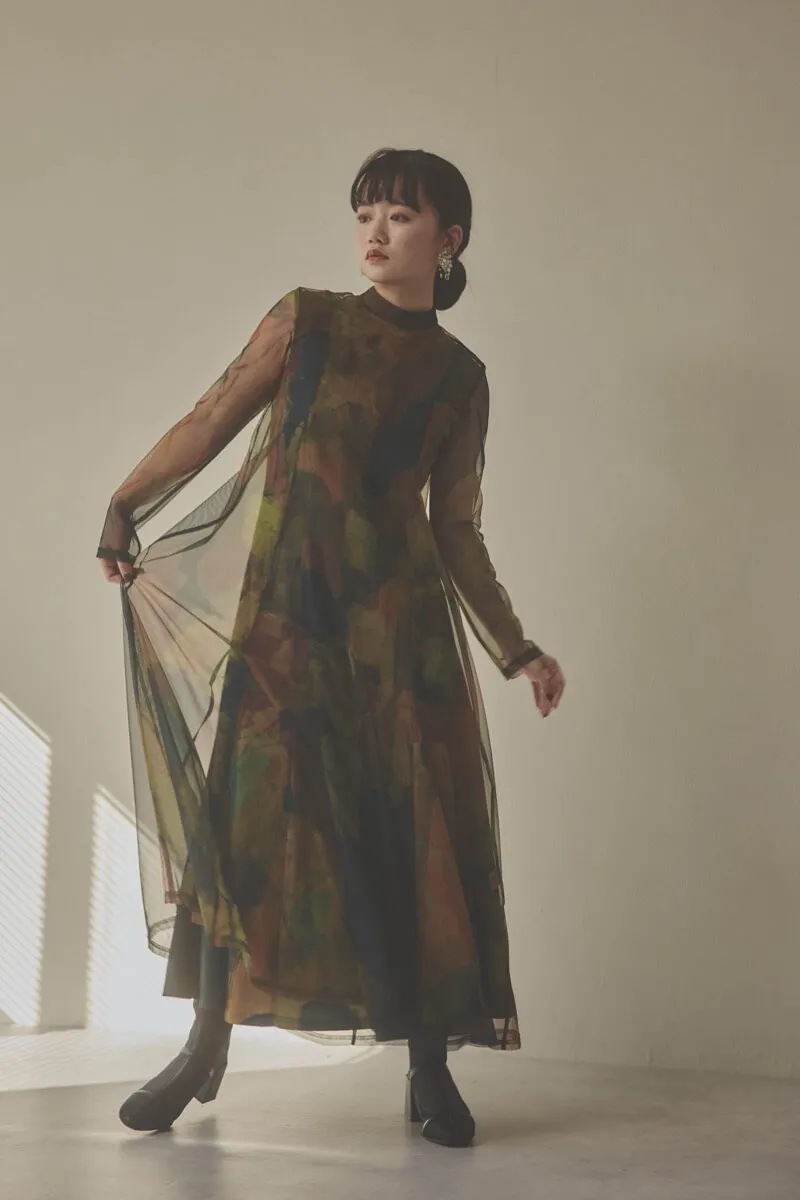 カーキのアートシアードレス