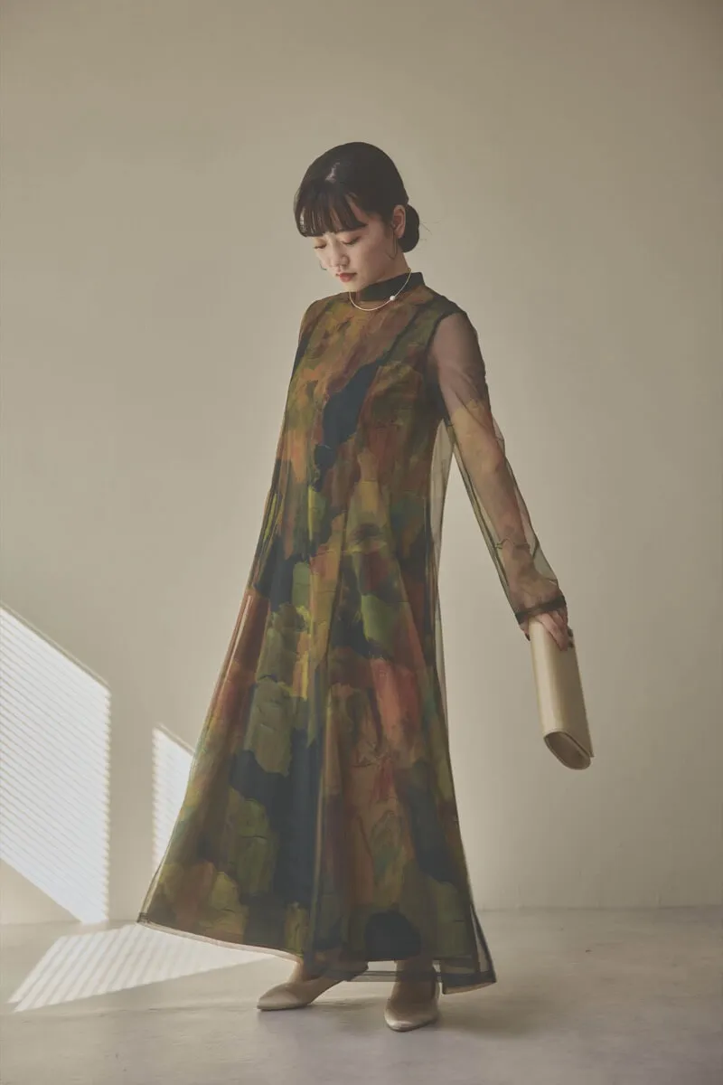 カーキのアートシアードレス