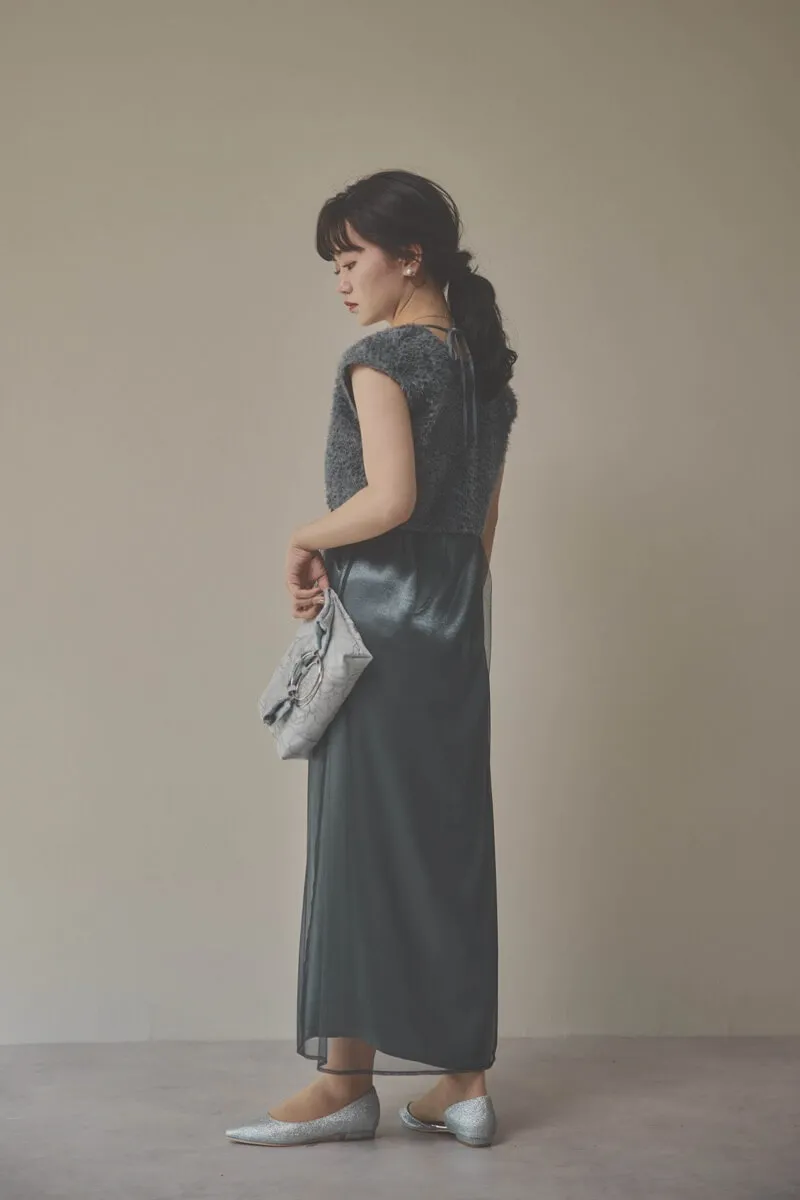 グレーの2wayエプロンドレス